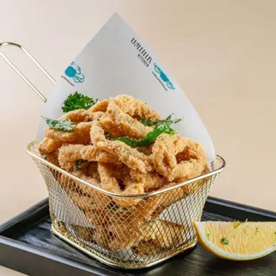 CRISPY SALTED EGG CALAMAR